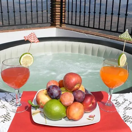 度假居 Casa Jose -beautiful Village House- Jacuzzi Included-views-bbq-aircon-wifi Comares