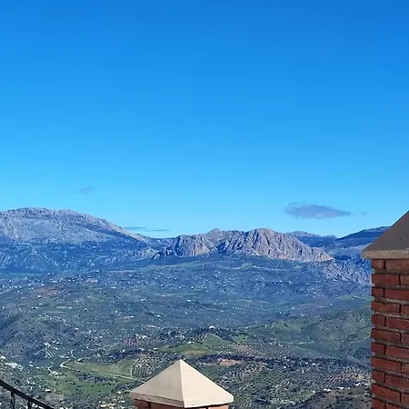 度假居 Casa Jose -beautiful Village House- Jacuzzi Included-views-bbq-aircon-wifi *